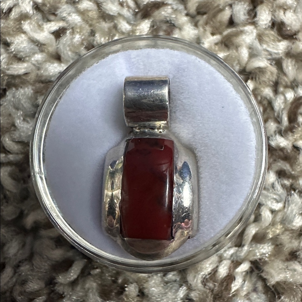 Red jasper 925 Sterling Silver Oval Shape Pendant - Picture 3 of 6